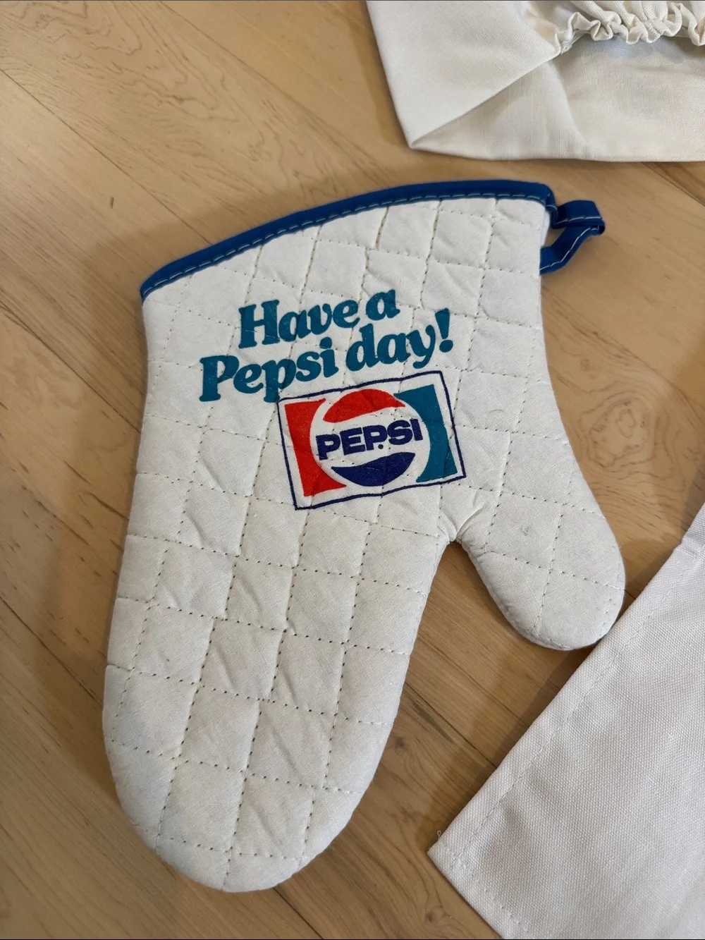 Vintage-NOS-Have A Pepsi Day! Chef Set-Apron-Hat-Oven Mitt-80s-Read